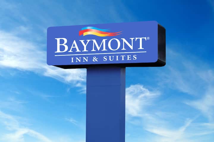 Baymont by Wyndham Kent/Seattle Vending Machine Location