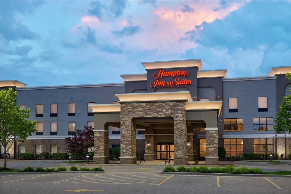 Hampton Inn & Suites Detroit/Sterling Heights Vending Machine Location