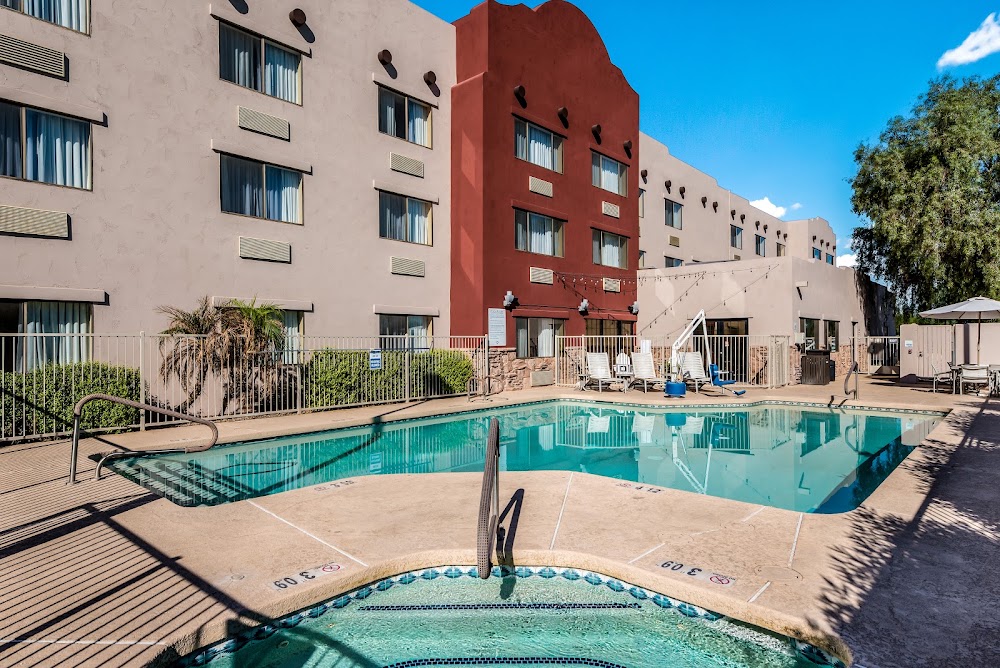 Red Lion Inn & Suites Goodyear Phoenix Vending Machine Location