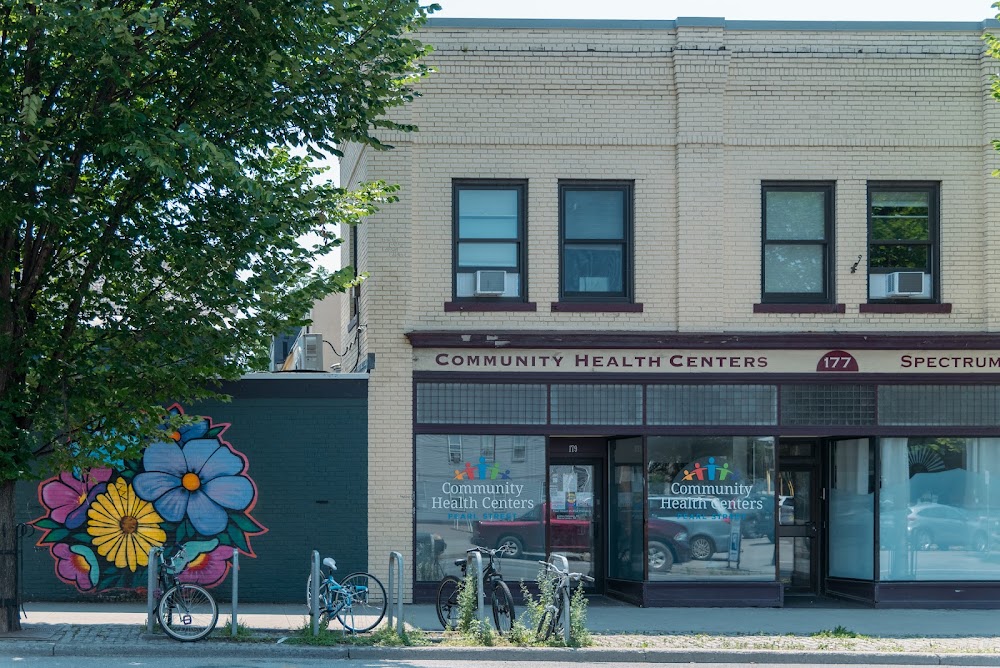 Community Health Centers – Pearl Street Vending Machine Location