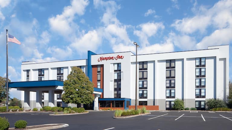 Hampton Inn Evansville Vending Machine Location