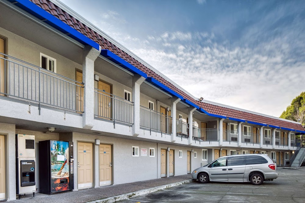 Americas Best Value Inn Richmond San Francisco Vending Machine Location