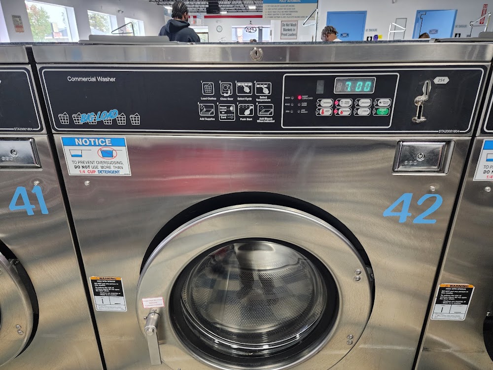 Washtenaw Wash 24hours laundromat Vending Machine Location