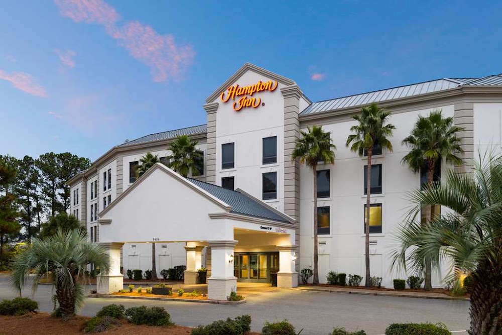 Hampton Inn Charleston-North Vending Machine Location