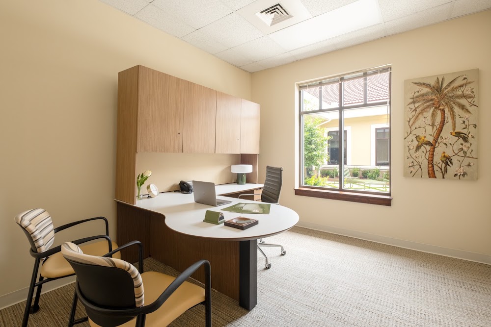 Landfall Executive Suites Vending Machine Location