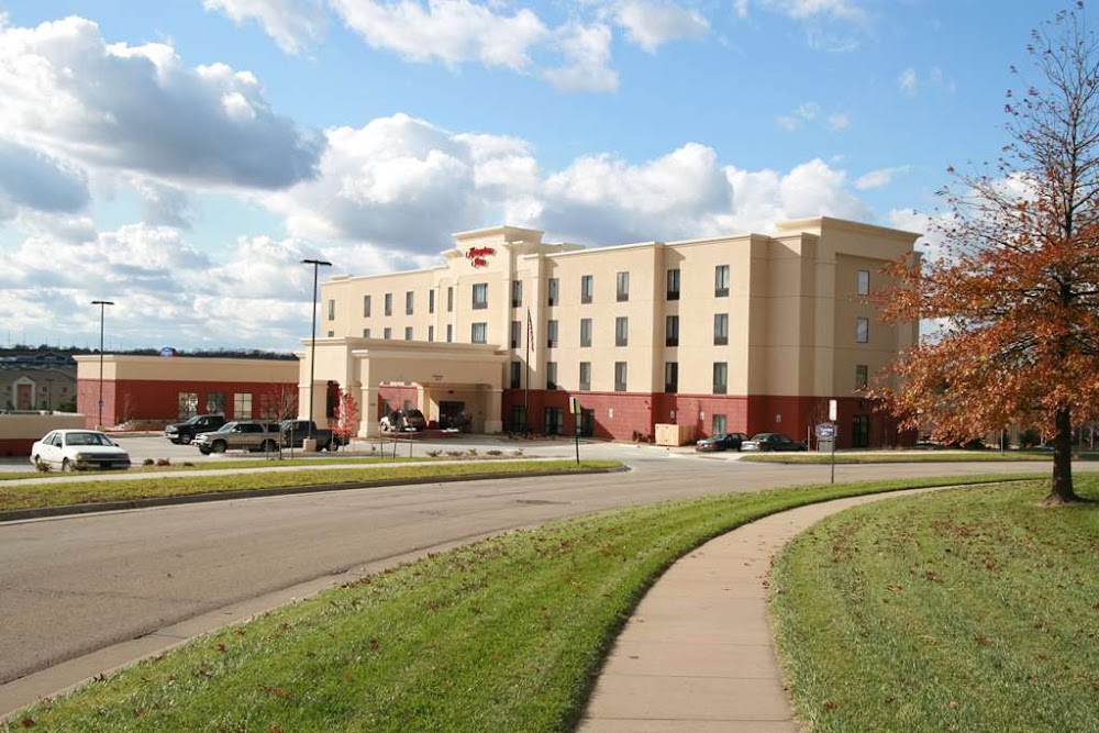 Hampton Inn Topeka Vending Machine Location