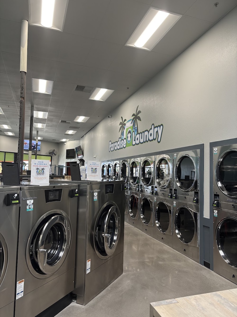 Paradise Laundry Vending Machine Location