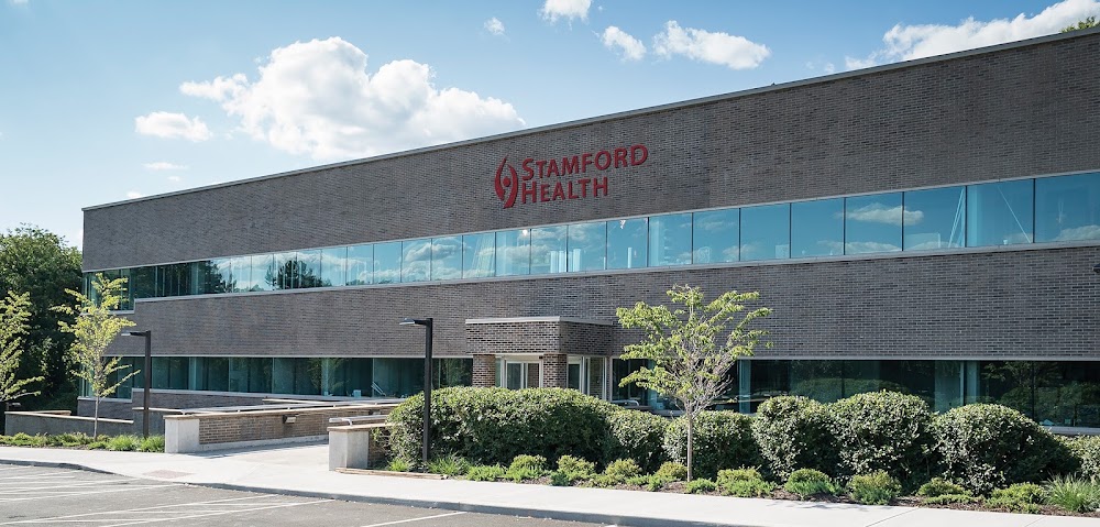 Stamford Health Medical Group Walk In Center at Long Ridge Road Vending Machine Location