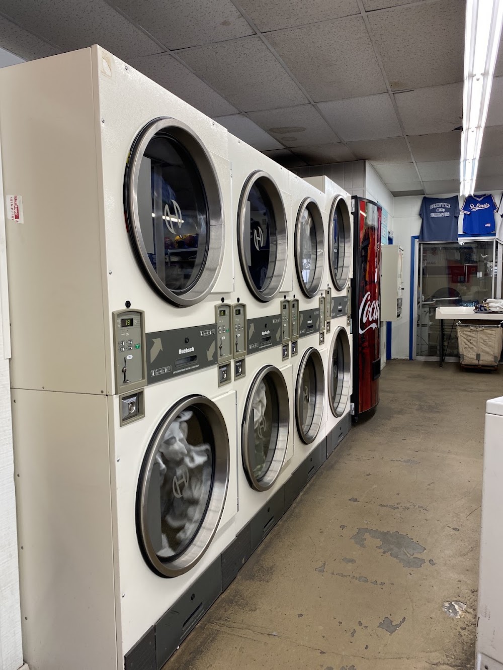 University Laundry & Cleaners Vending Machine Location