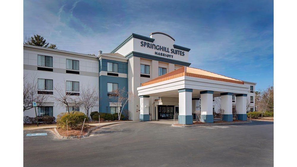 SpringHill Suites by Marriott Manchester-Boston Regional Airport Vending Machine Location