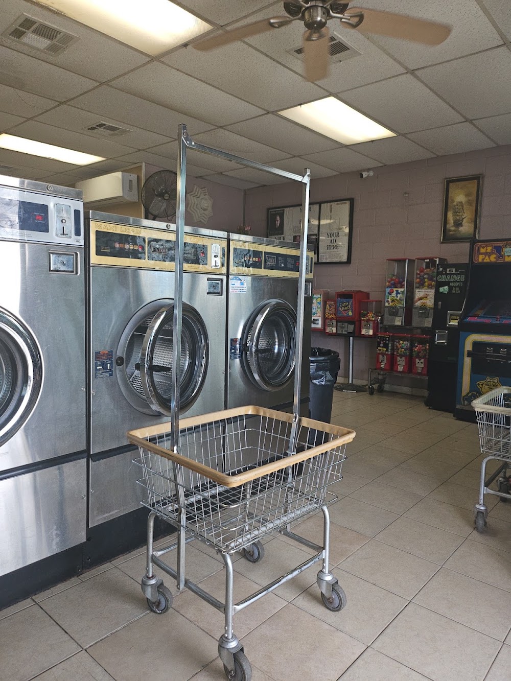 Pearland Washateria Vending Machine Location