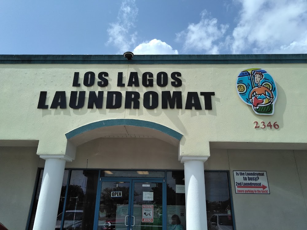 Los Lagos Laundromat Vending Machine Location