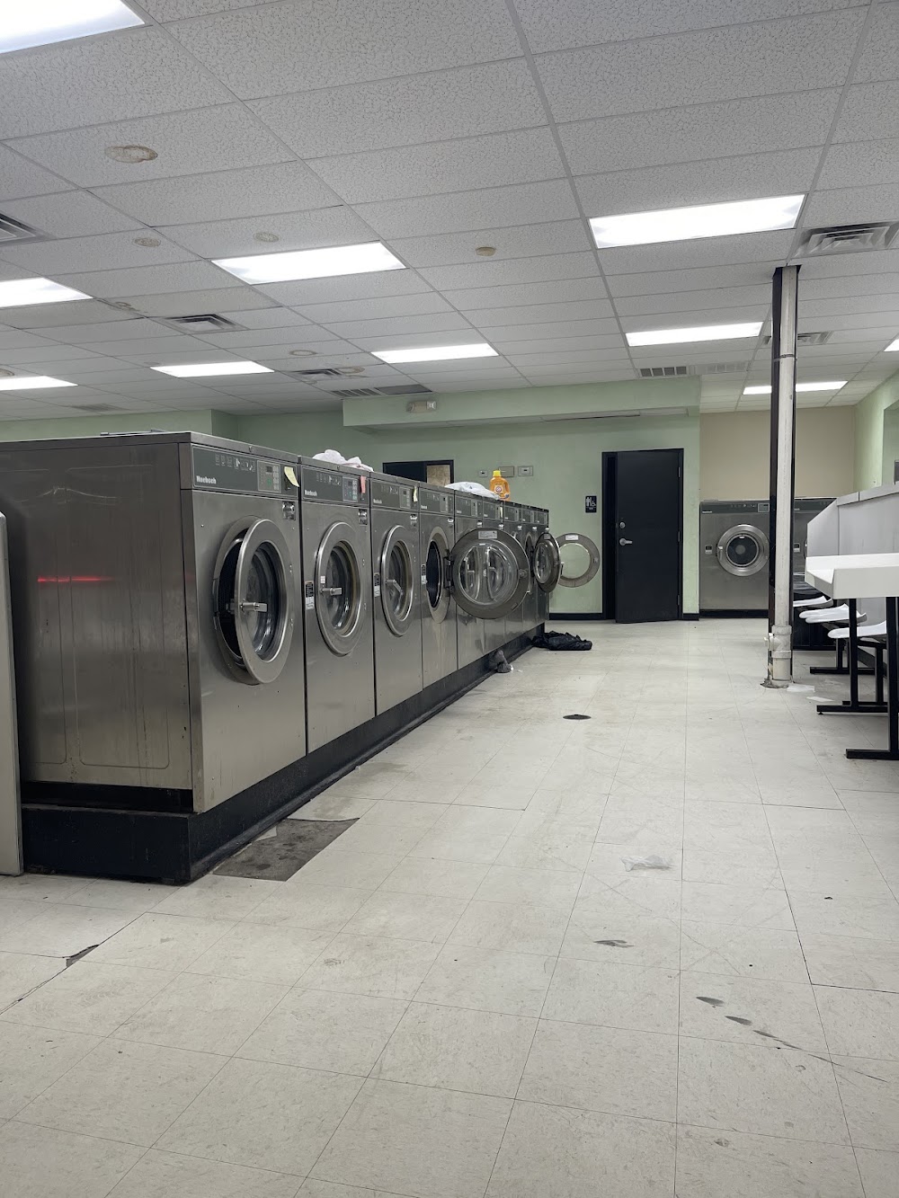 Rainbow Laundry Vending Machine Location