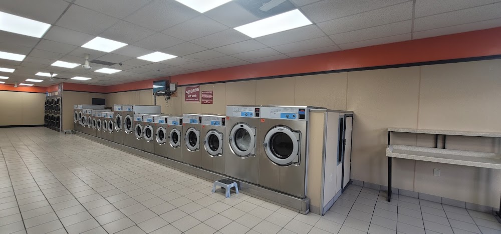 TopKat Super Laundromat Vending Machine Location