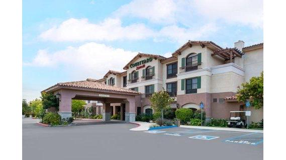 Courtyard by Marriott Thousand Oaks Ventura County Vending Machine Location