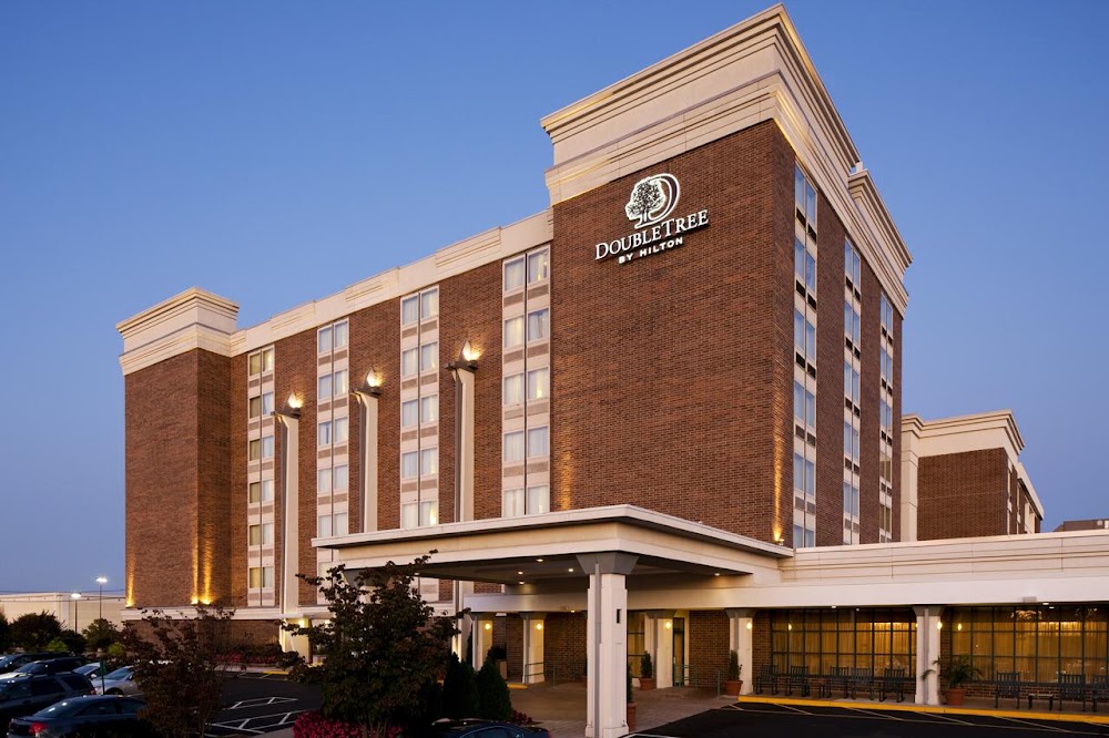 DoubleTree by Hilton Hotel Wilmington Vending Machine Location