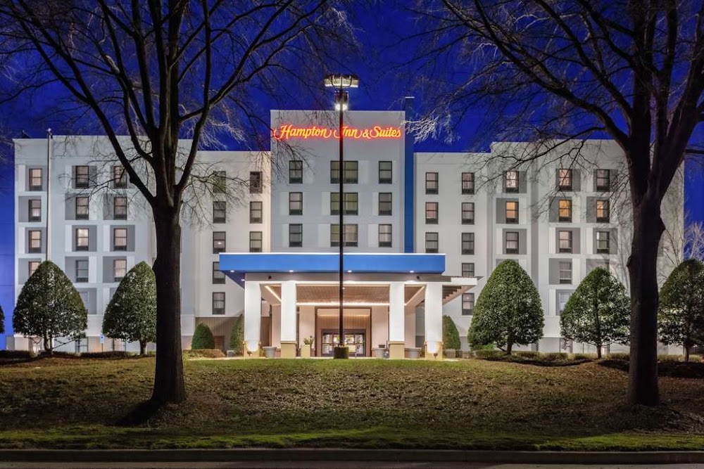 Hampton Inn & Suites Concord Charlotte Vending Machine Location
