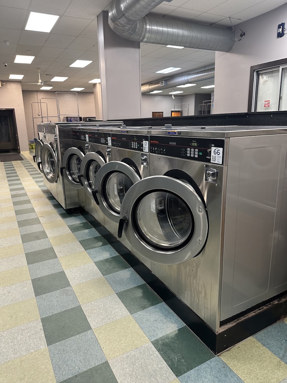 Fresh Spin Laundry Vending Machine Location