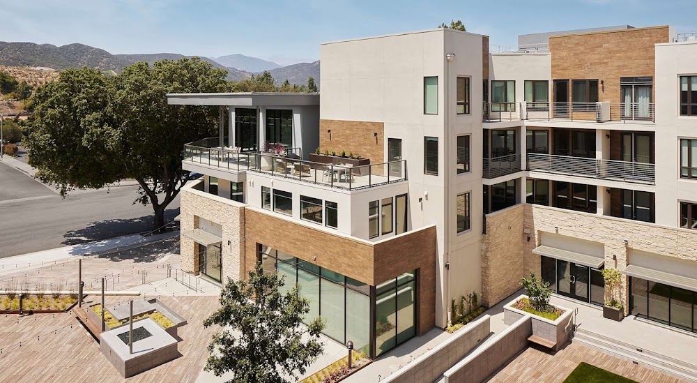 Santal Thousand Oaks Apartments Vending Machine Location