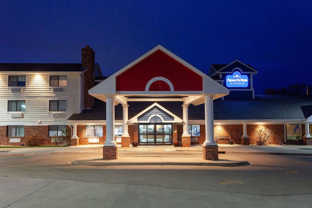 AmericInn by Wyndham Peoria Vending Machine Location