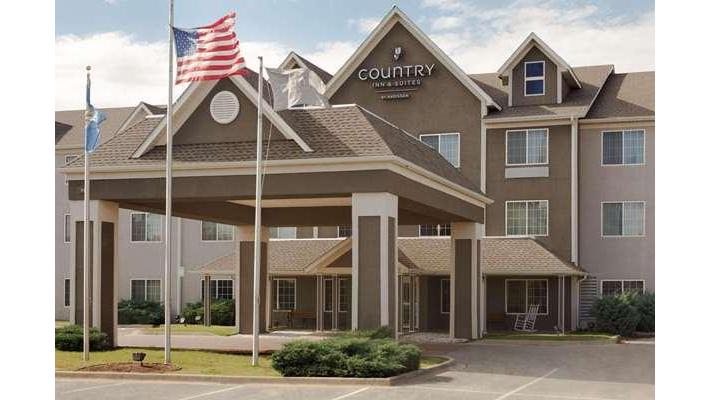 Country Inn & Suites by Radisson, Norman near University Vending Machine Location
