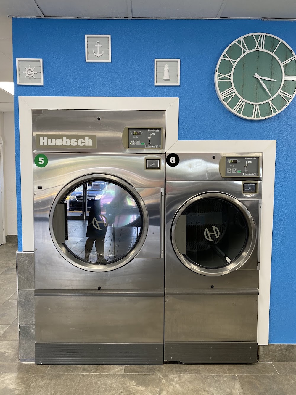 Clear Bubble Laundromat Vending Machine Location