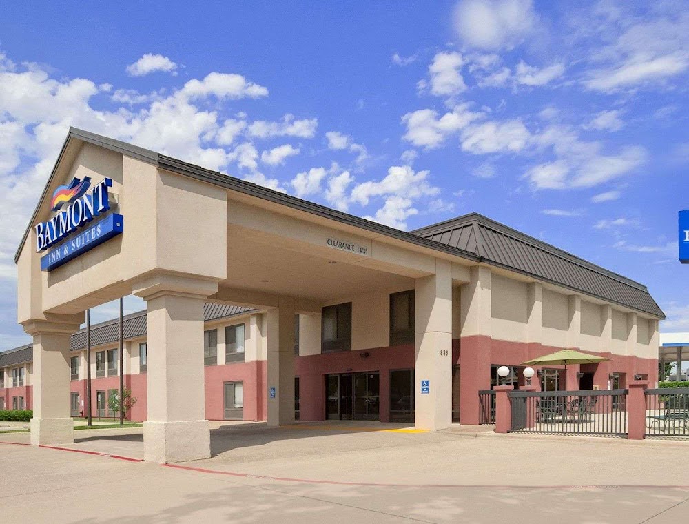 Baymont by Wyndham Lewisville Vending Machine Location