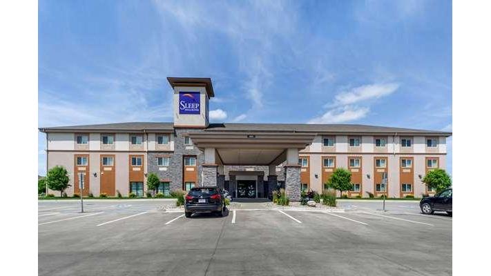 Sleep Inn & Suites Fargo Medical Center Vending Machine Location