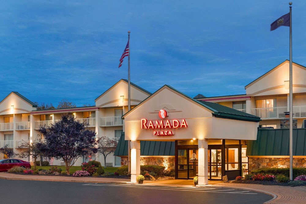 Ramada Plaza by Wyndham Portland Vending Machine Location