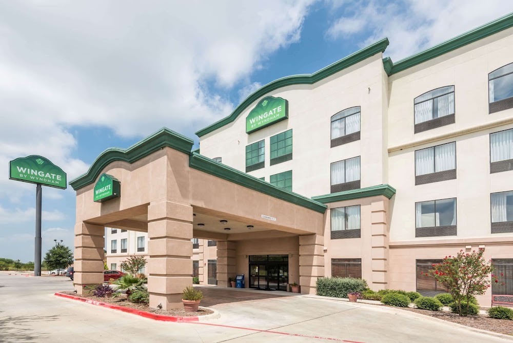 Wingate by Wyndham New Braunfels Vending Machine Location
