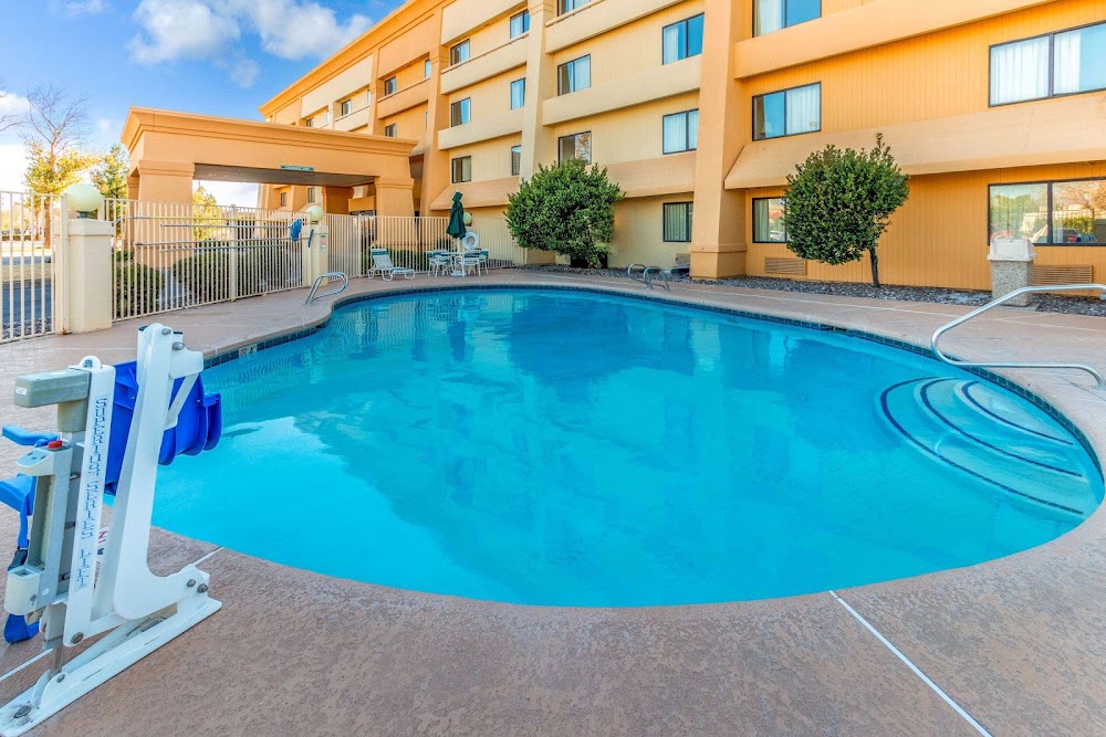 La Quinta Inn & Suites by Wyndham Las Cruces Organ Mountain Vending Machine Location
