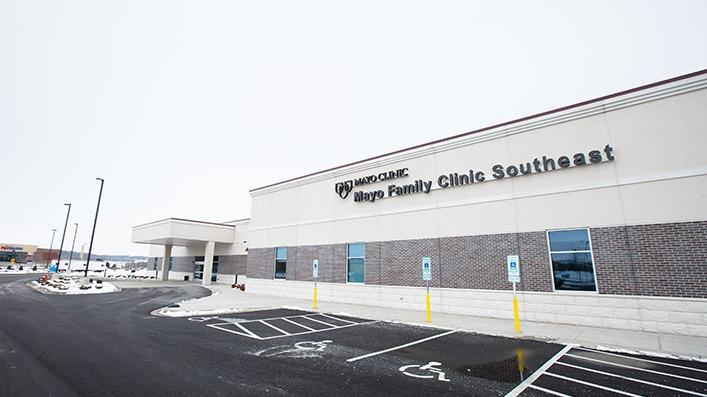 Mayo Family Clinic Southeast Vending Machine Location