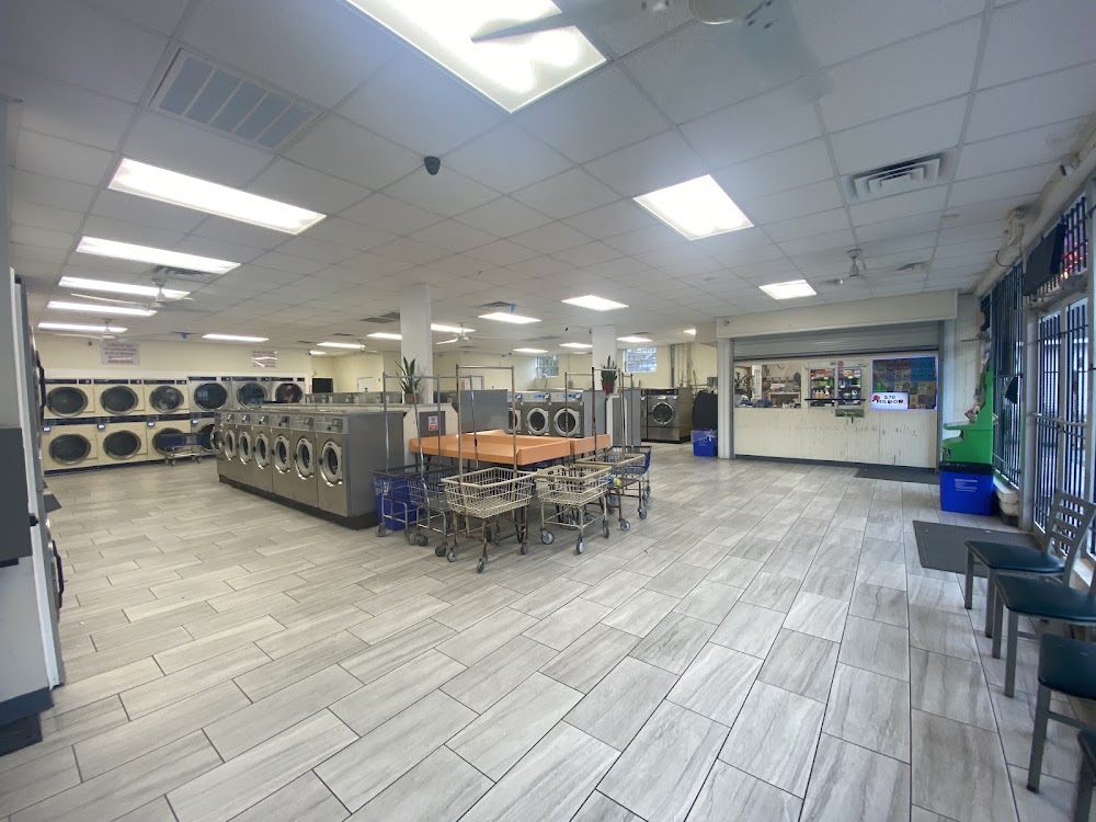 Mixson Laundromat LLC Vending Machine Location