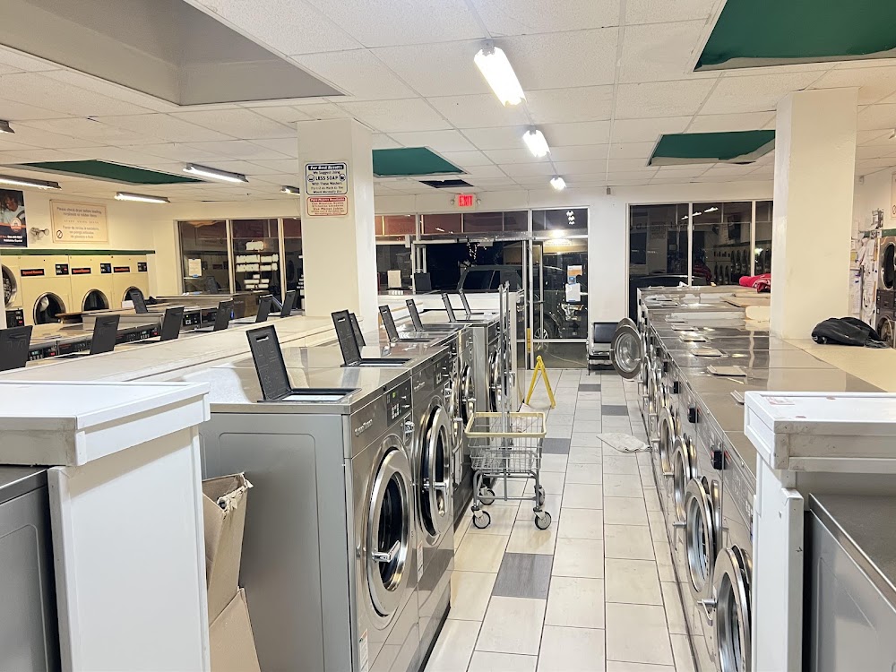 Pro Coin Laundry Vending Machine Location