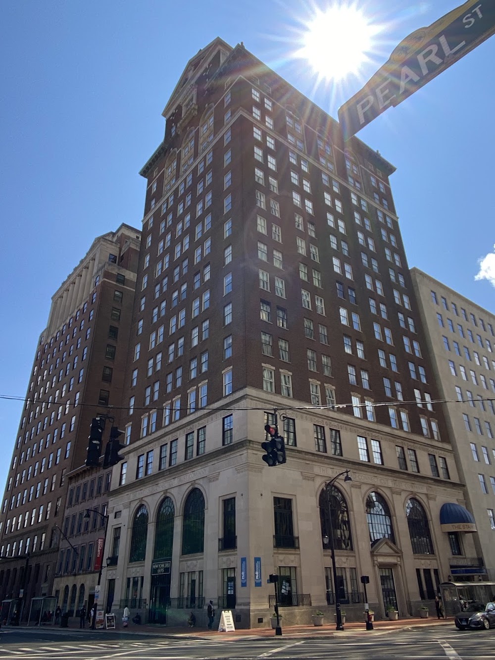Stark Office Suites Hartford - The Stark Building Vending Machine Location