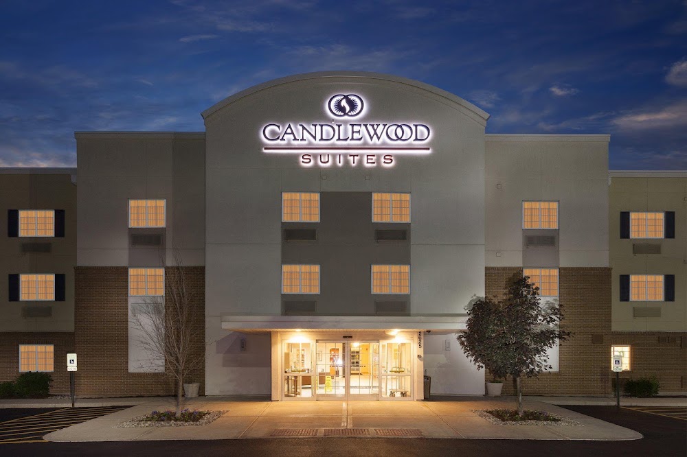 Candlewood Suites Aurora-Naperville by IHG Vending Machine Location