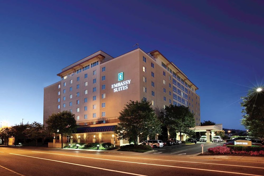 Embassy Suites by Hilton Charleston Vending Machine Location