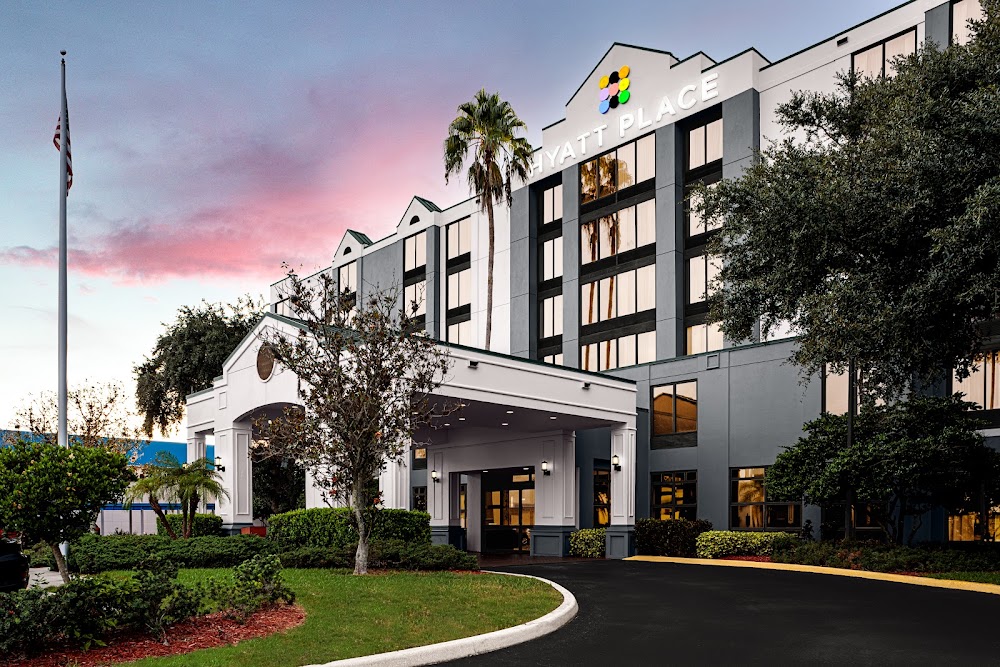 Hyatt Place Lakeland Center Vending Machine Location