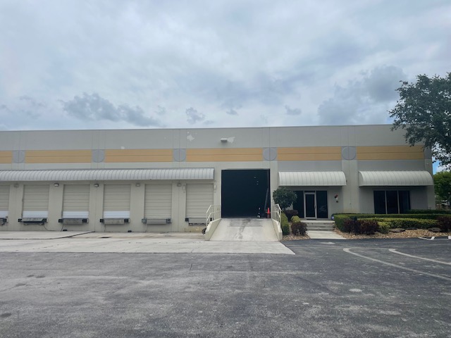 Pros and Tools Pompano Vending Machine Location