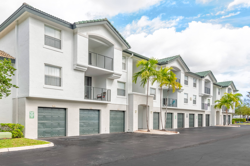 Palm Trace Landings Apartments Vending Machine Location