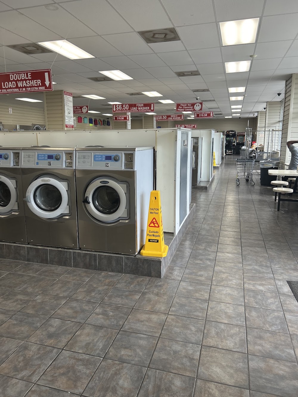 Happy Laundry Vending Machine Location