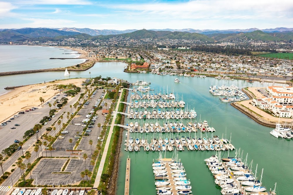 Crowne Plaza Ventura Beach by IHG Vending Machine Location