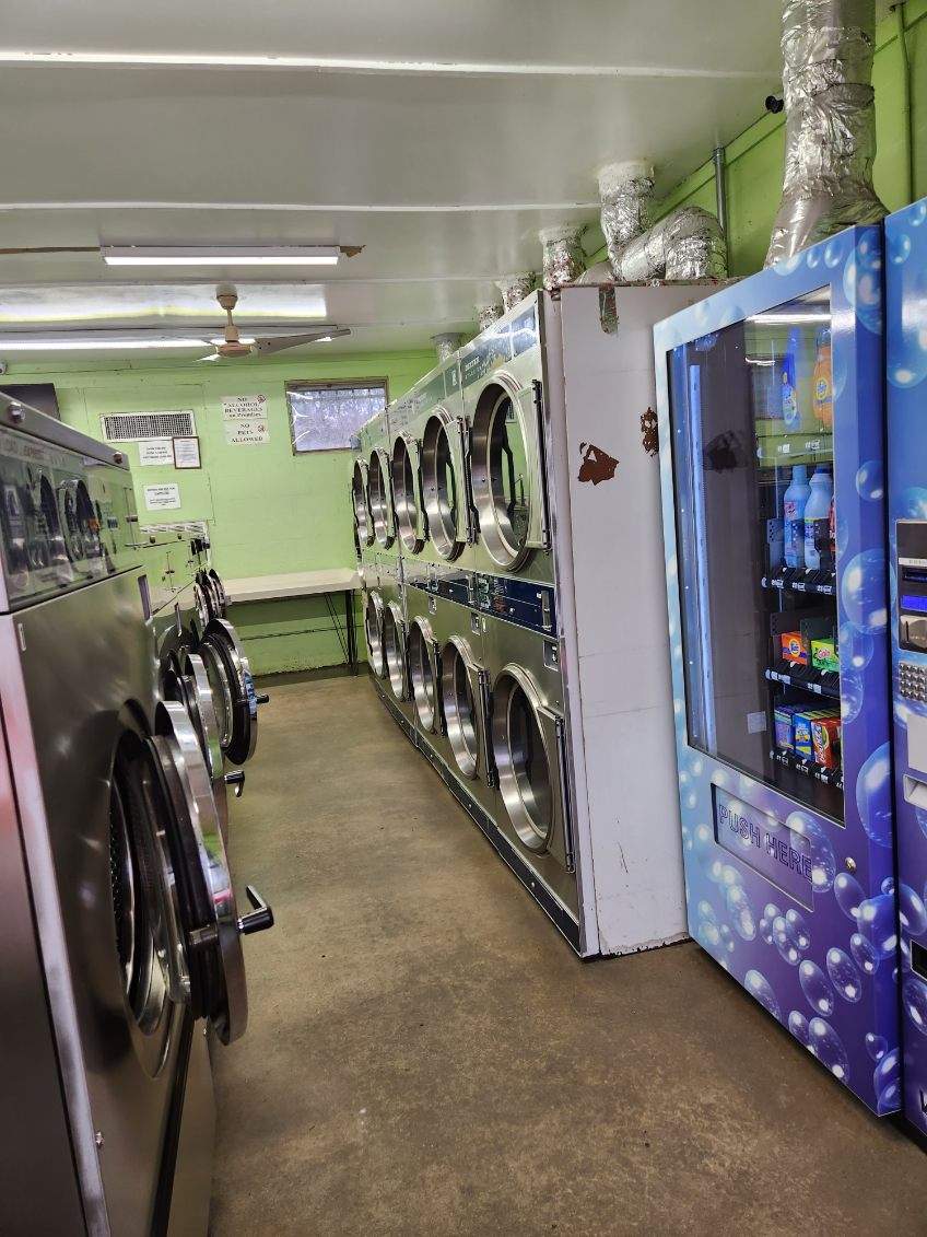 Ann's Laundromats Vending Machine Location