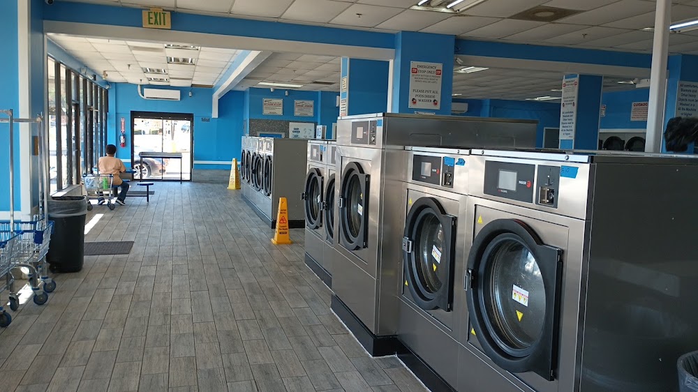 Wash & Go Coin Laundry Vending Machine Location