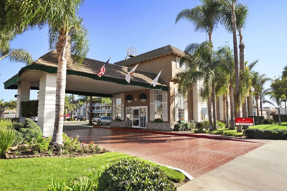 Ramada by Wyndham Costa Mesa/Newport Beach Vending Machine Location