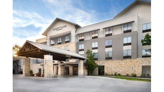 Courtyard by Marriott New Braunfels River Village Vending Machine Location