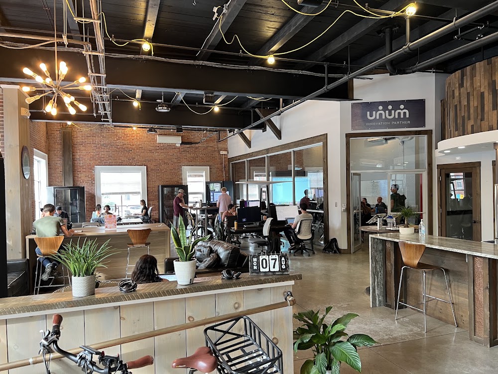 Cloudport CoWorking MultiSpace Vending Machine Location