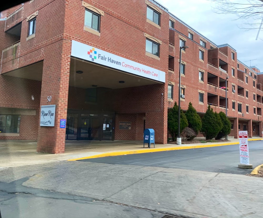 Fair Haven Community Health Care at 50 Grand Ave New Haven, CT Vending Machine Location