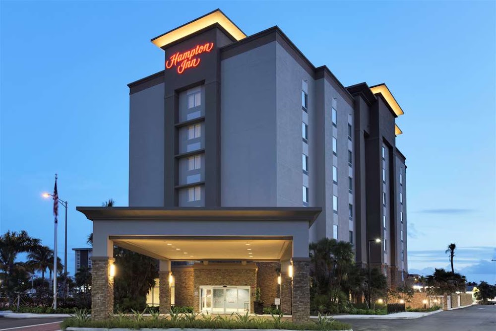 Hampton Inn Fort Lauderdale Pompano Beach Vending Machine Location