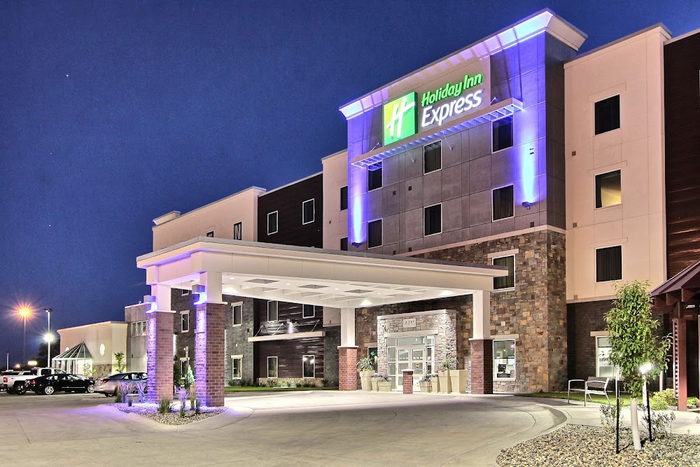 Holiday Inn Express Vending Machine Location